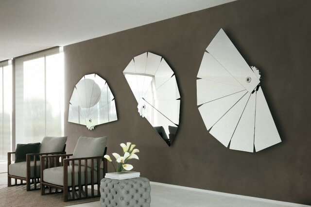 Mirrors in the décor